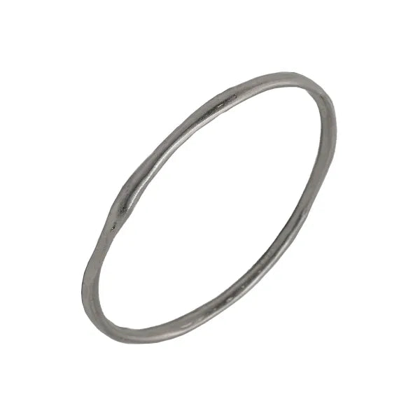 PEBBLES OVAL BANGLE