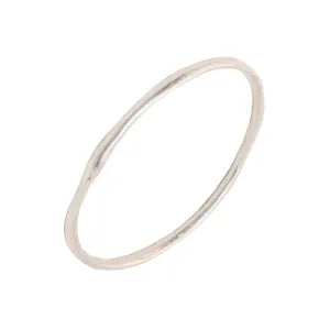 PEBBLES OVAL BANGLE