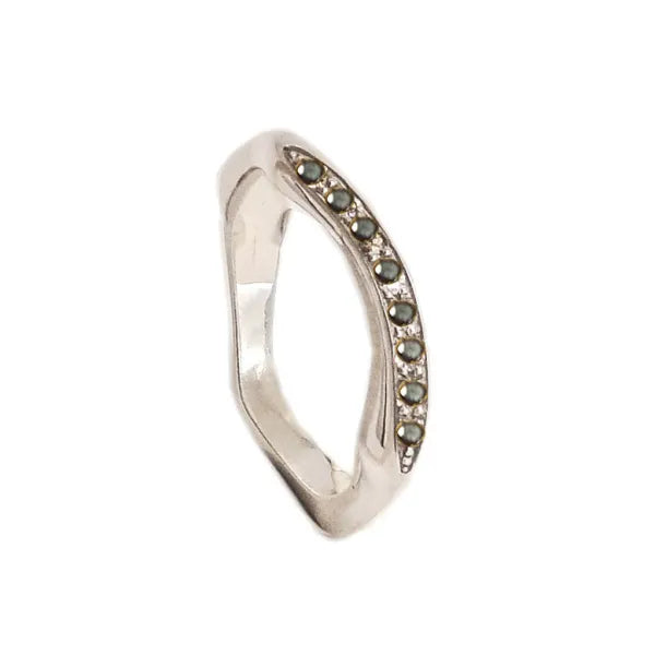 PEBBLES THIN BLK DIAMOND RING