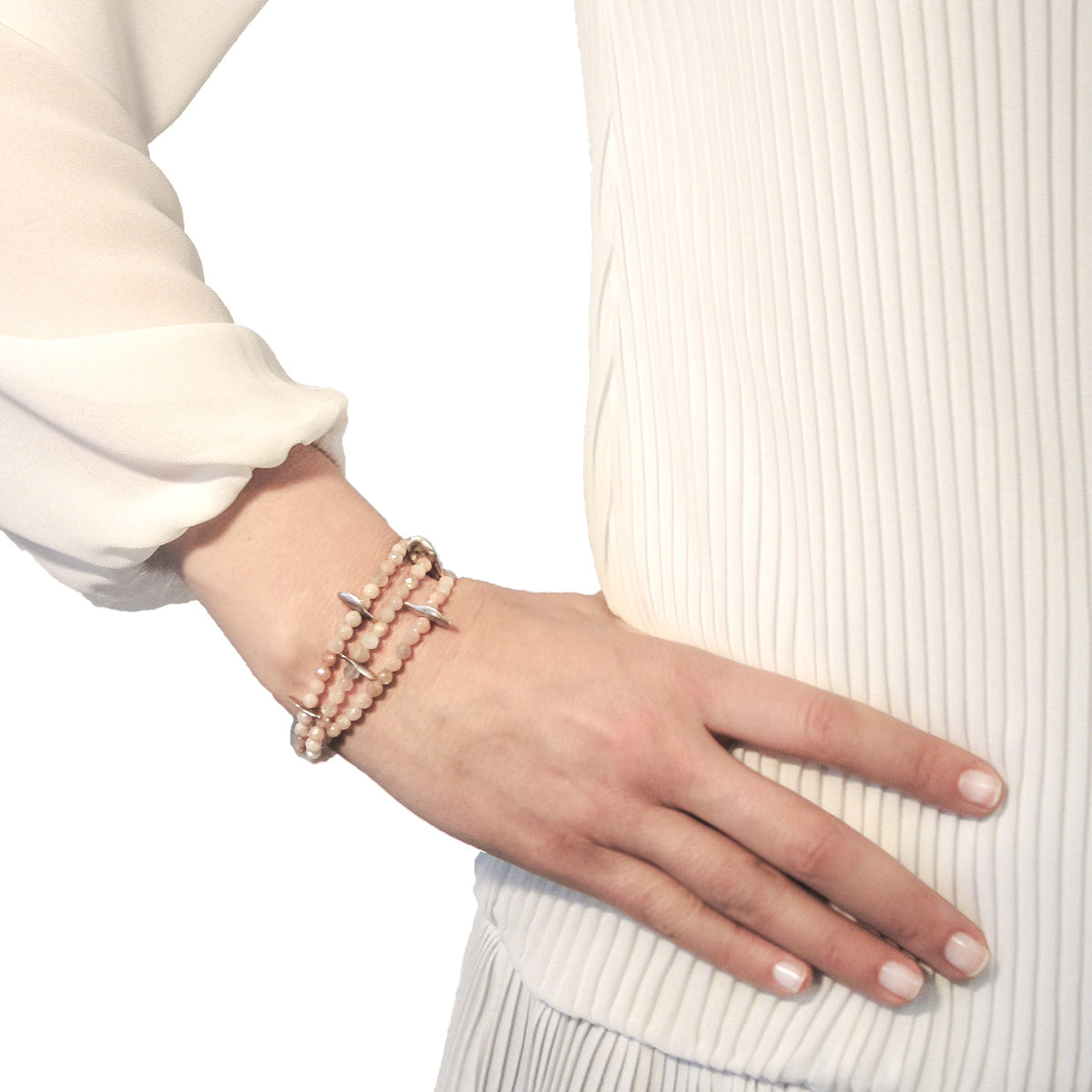 WRAP FRAGMENTS MOONSTONES BRACELET