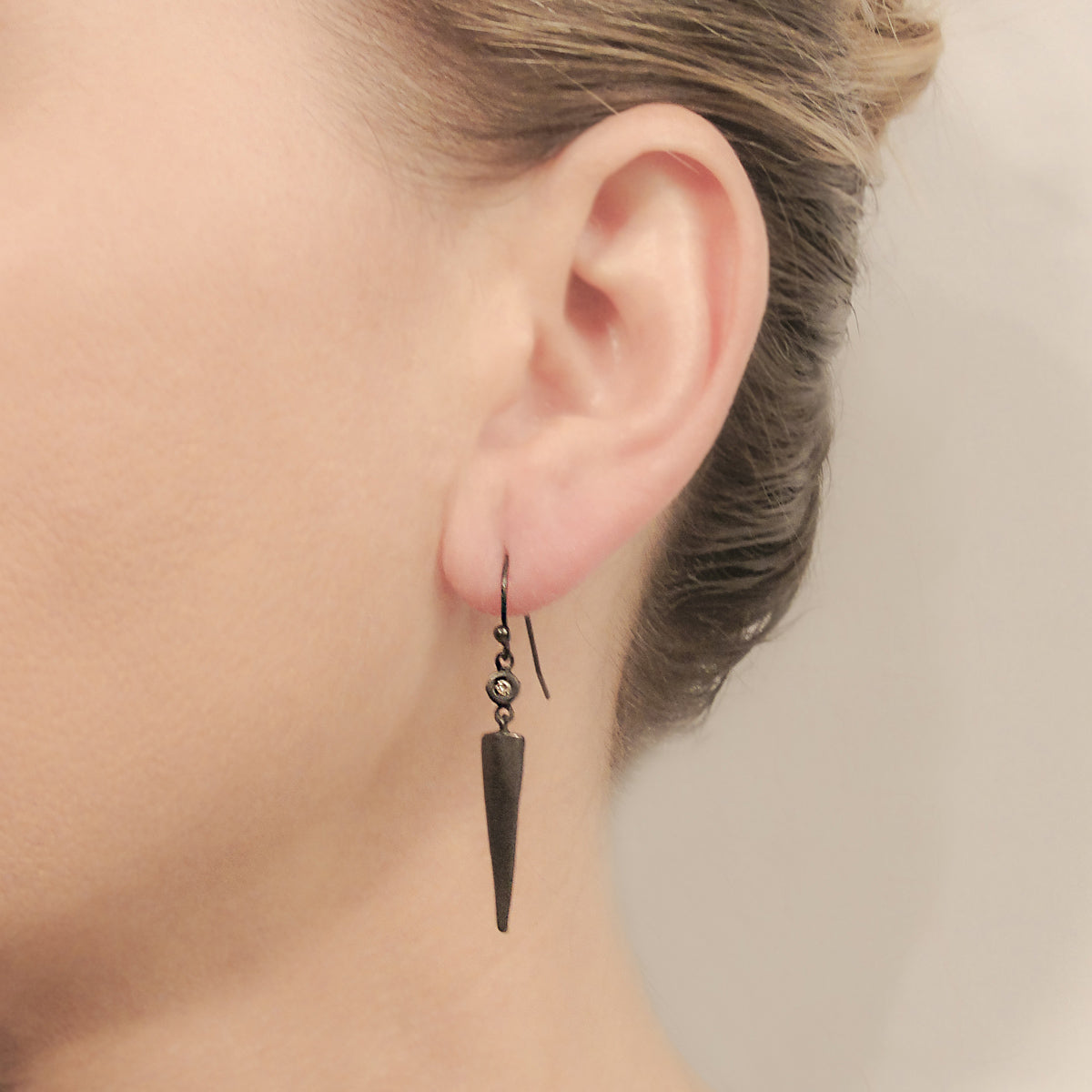 ARROWS DIAMOND EARRINGS