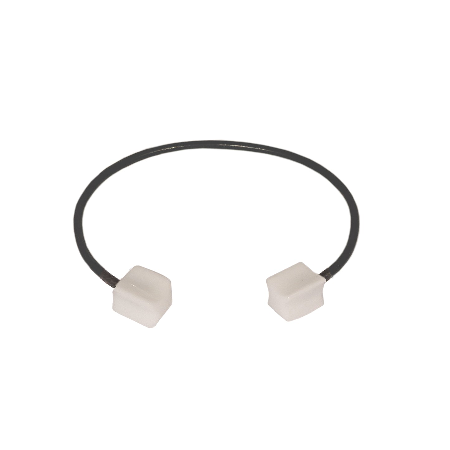 BONES CUFF KOGOLONG