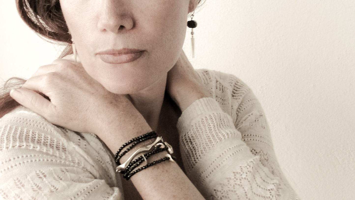WRAP LAPIS CORAL BRANCH BRACELET