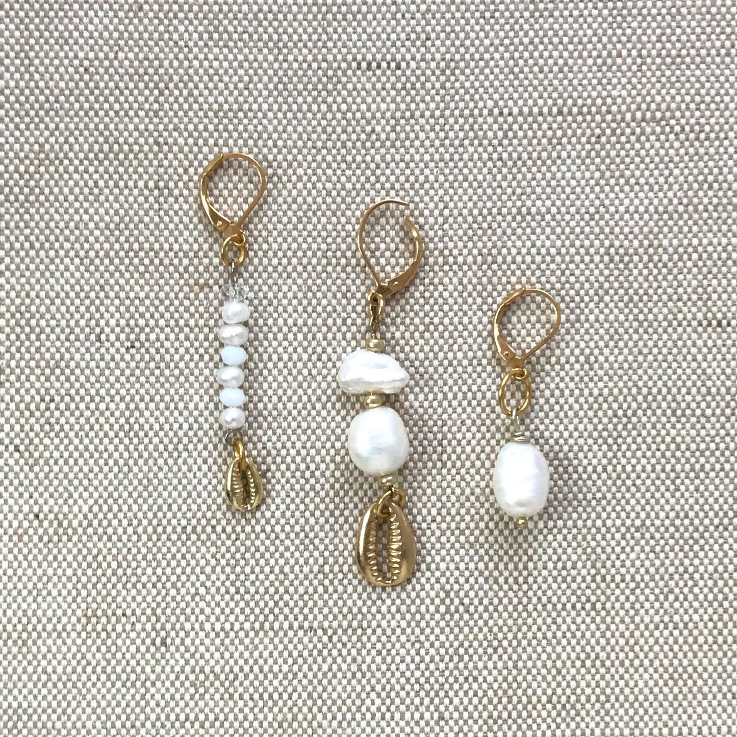 PEARLS MONO EARRINGS TRIO
