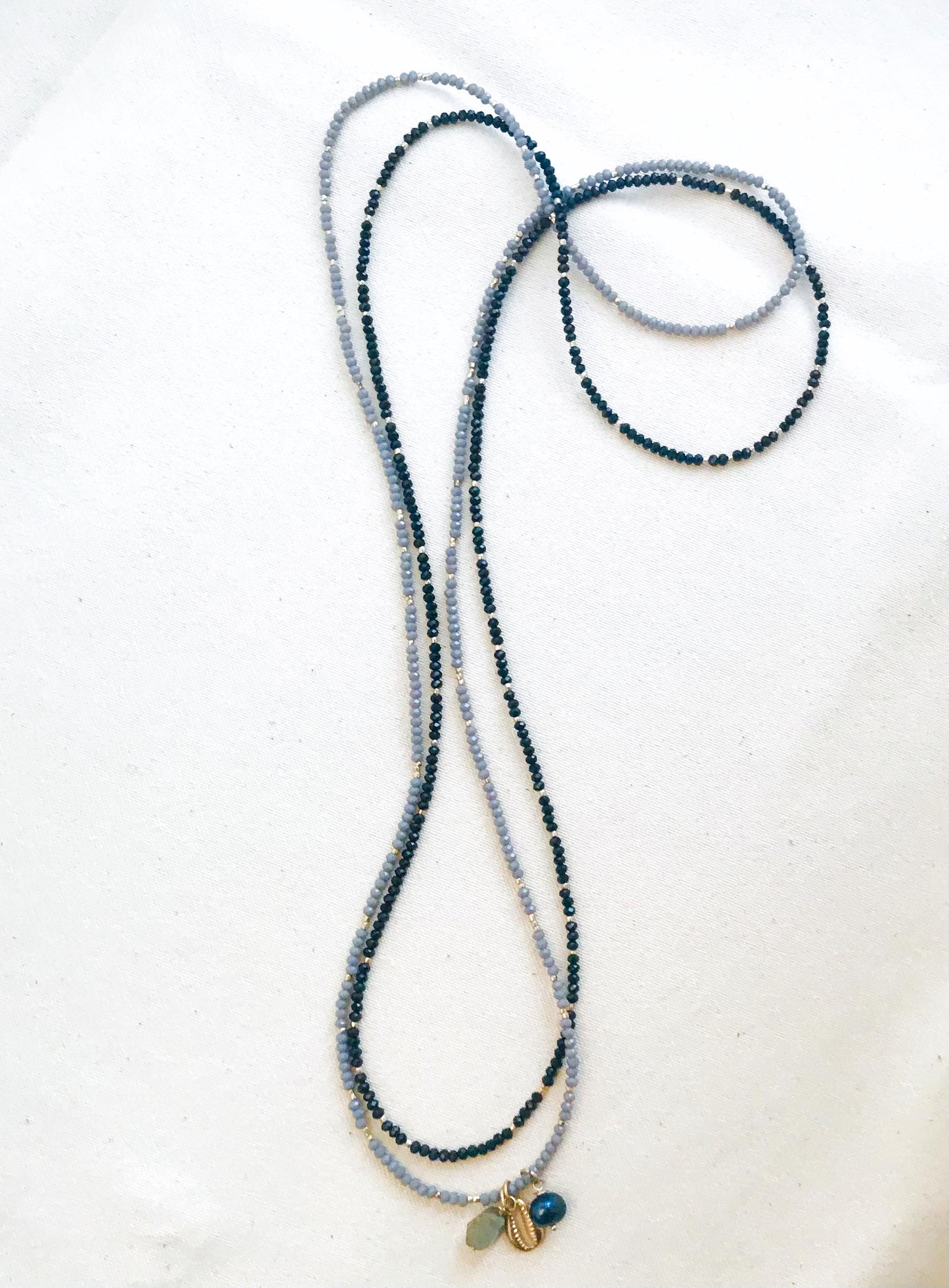 BLACK TWINS LONG NECKLACES