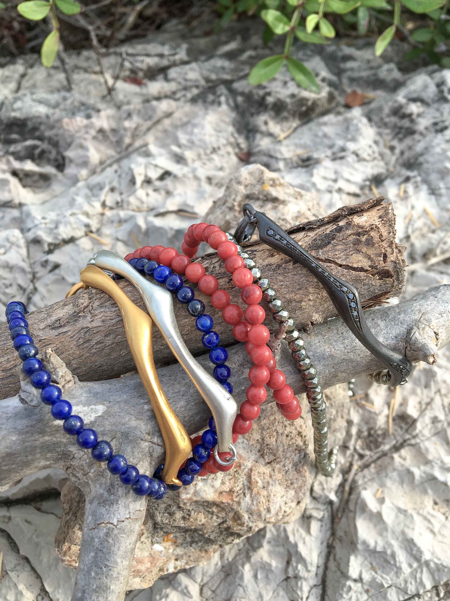 WRAP MADREPORA CORAL BRANCH BRACELET
