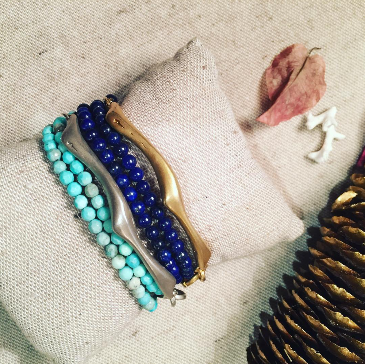WRAP LAPIS CORAL BRANCH BRACELET